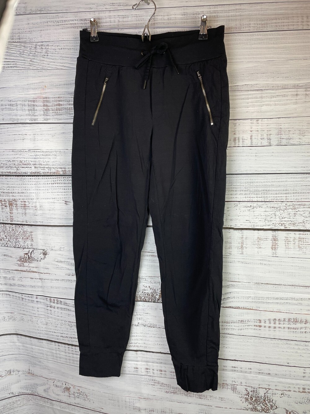 Athleta Trekkie North Jogger Women 6 Black Pants Zip Pockets Drawstring